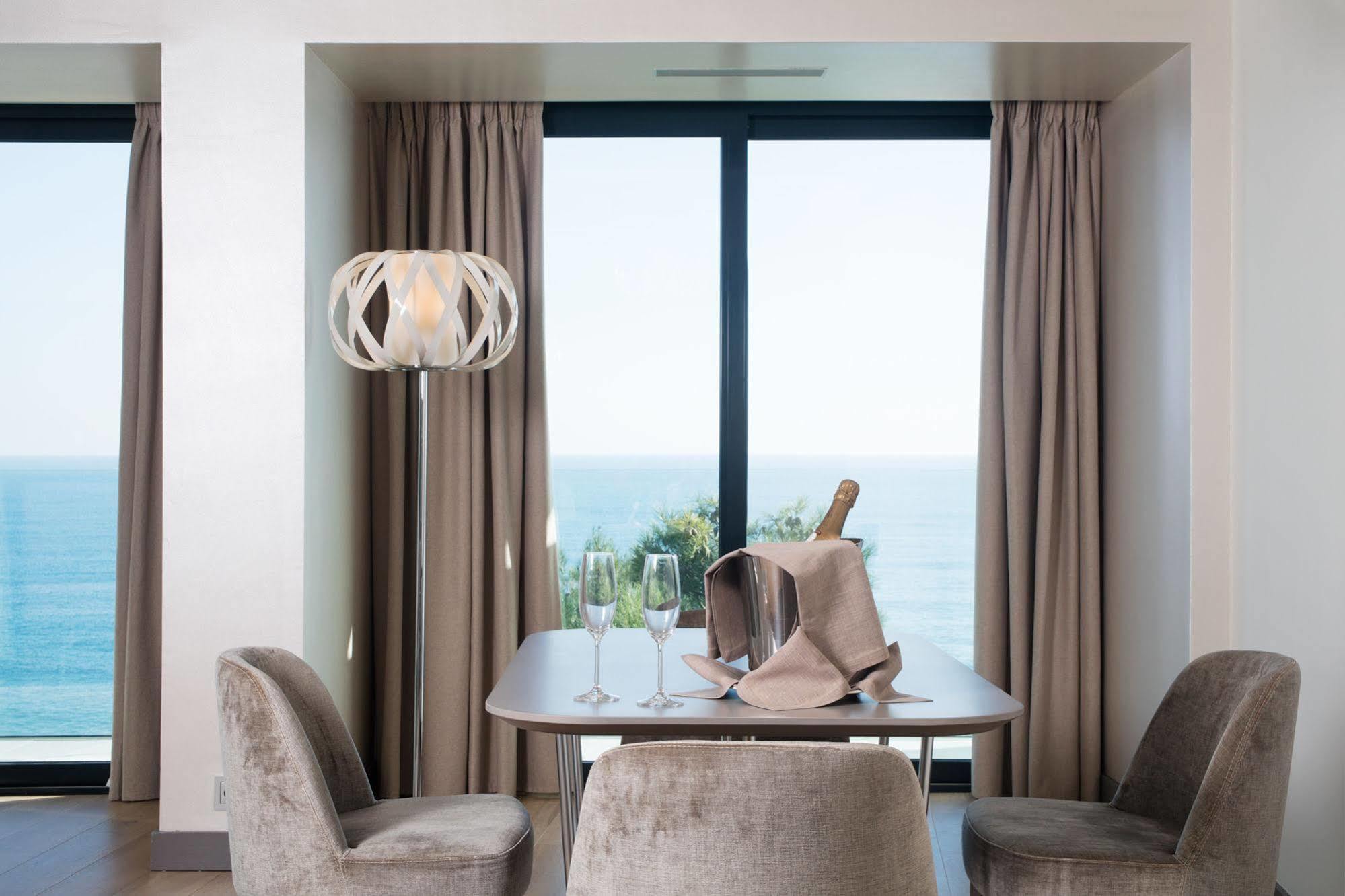 Cosmo Apartments Platja D'Aro Ngoại thất bức ảnh